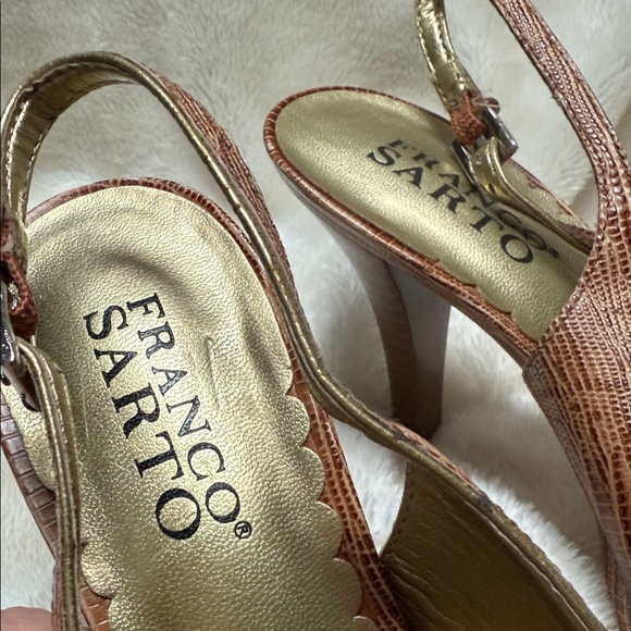 Franco Sarto Textured Brown Slingback Heels - Picture 2 of 12
